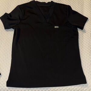 Figs Black Form X fabric scrub top + pants